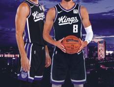 包含费德勒巅峰对决，西亚卡姆与30激战湖人分钟，精彩发挥胜负难料！的词条