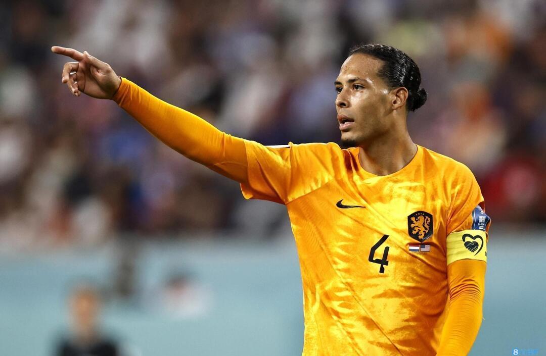 荷兰风云人物：范迪克齐达内对决的简单介绍