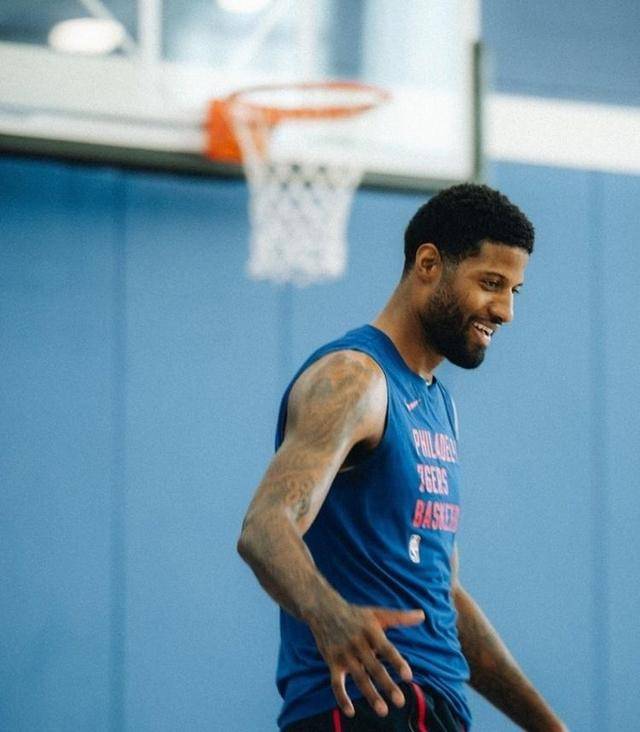 76人复出首战，险胜状态火爆，逆转取胜成为焦点！的简单介绍