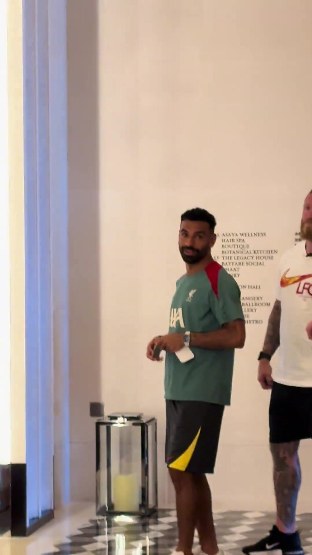 关于德约科维奇与70激战勇士分钟,重返赛场胜负难料!,萨拉赫焦点对战引发球迷热议的信息